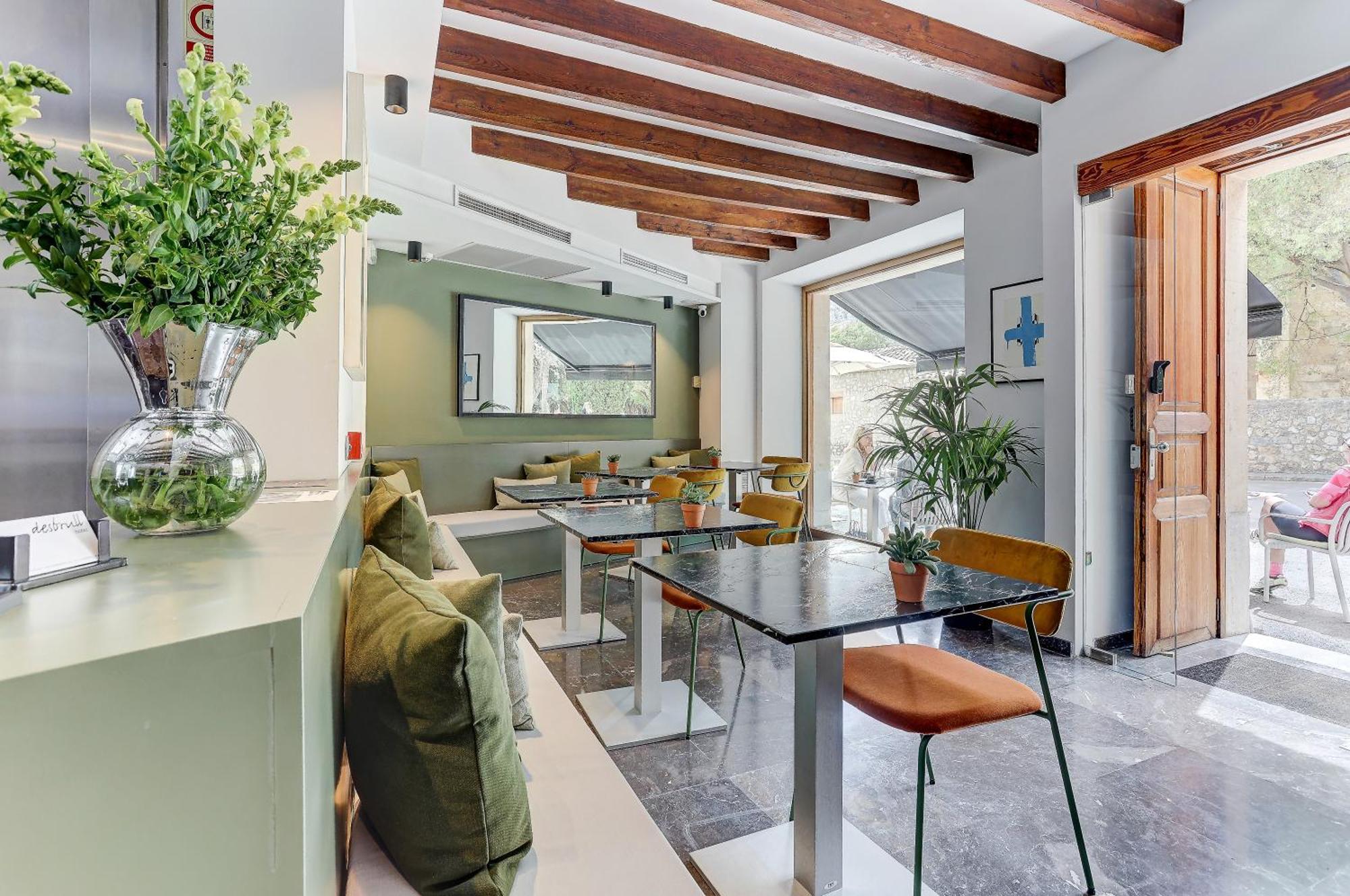 Desbrull Bed & Breakfast 3*